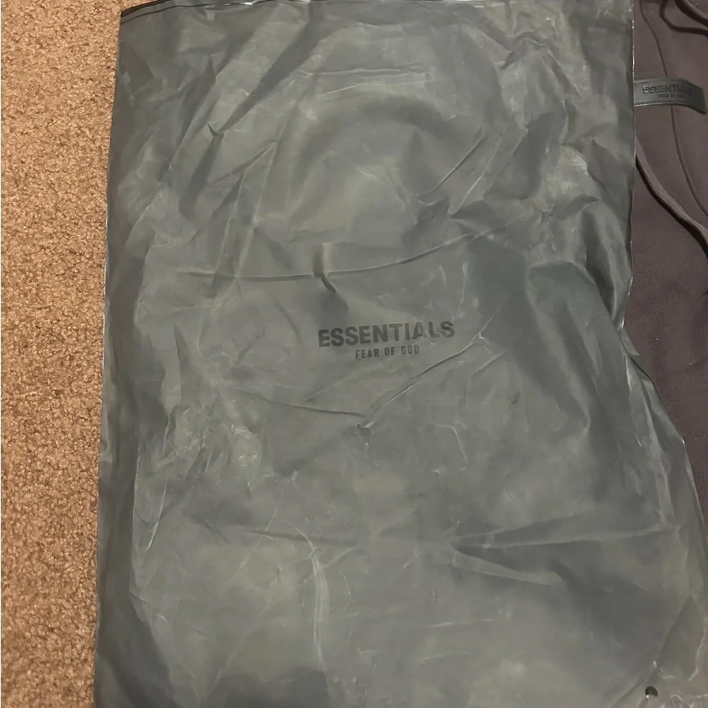 Essentials Fear of God Sweatpants - Picture 3 of 4